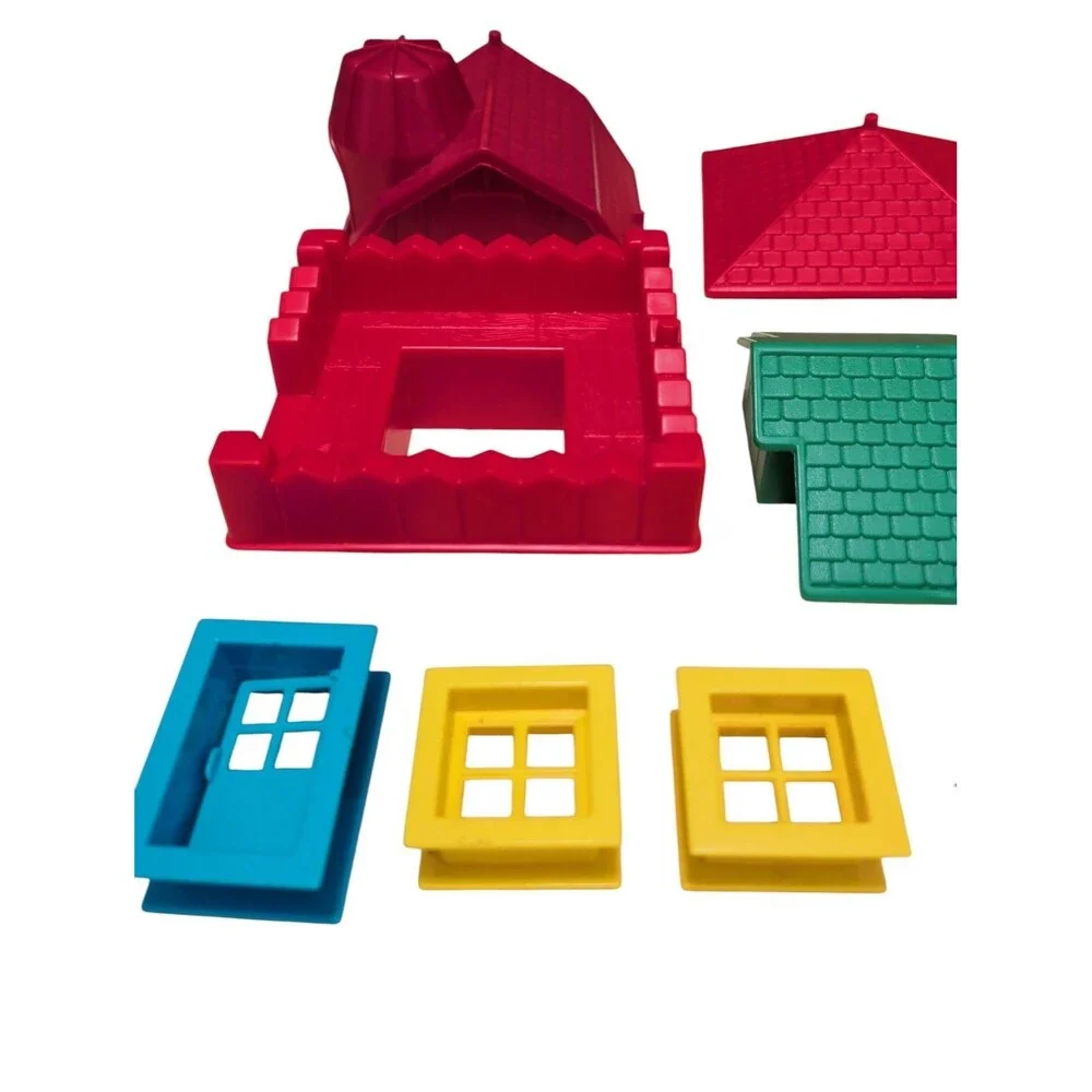 Lincoln Log Accessories Lot of 5 Roofs, Orginal Flag,2 Windows, 1 Door,Snow Tree